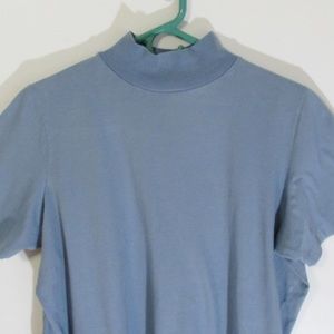 NWOT Mock Neck ROAMAN'S short sleeved pullover top